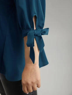 Plain Bowknot Ties Buckle Detail Wrap Blouse -Bloomchic Shop 114921313 fp