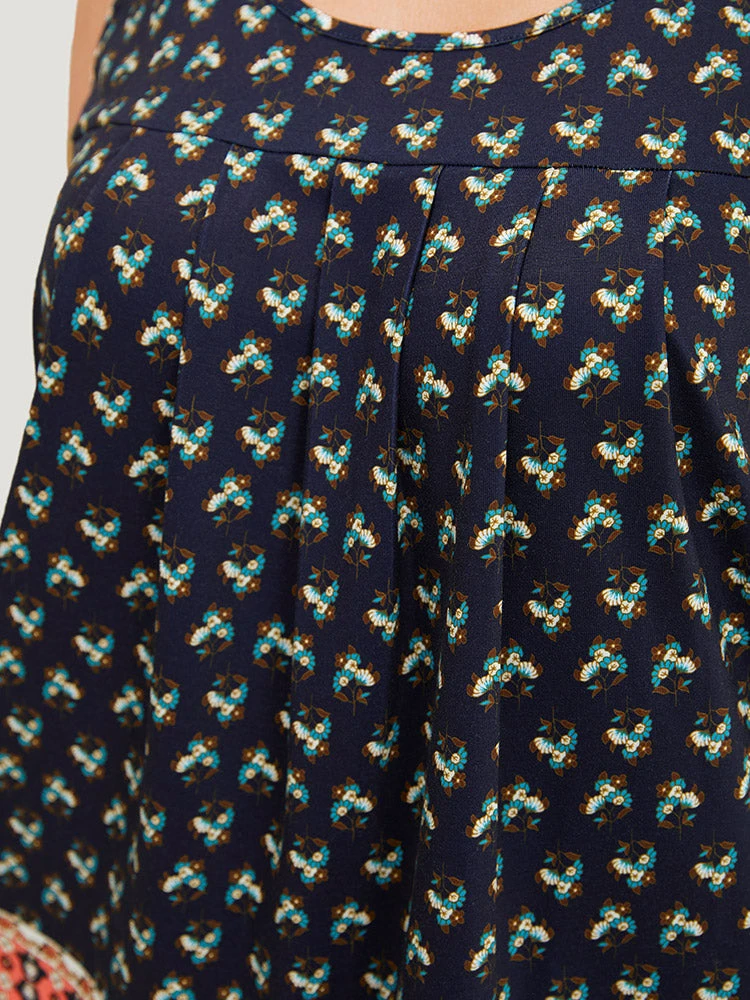 Bandana Print Round Neck Tank Top 10 Bandana Print Round Neck Tank Top - Image 8