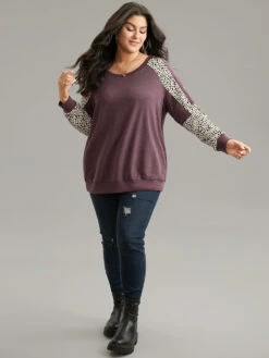 Geometric Contrast Patchwork Raglan Sleeve Sweatshirt -Bloomchic Shop 17680807 sc