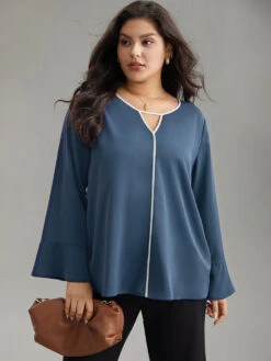 Two Tone Keyhole Bell Sleeve Blouse -Bloomchic Shop 210955266 ik