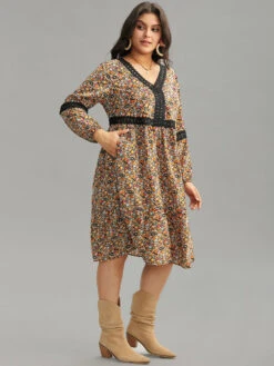 Ditsy Floral Lace Panel Lantern Sleeve Dress 12 Ditsy Floral Lace Panel Lantern Sleeve Dress -Bloomchic Shop 214925017 mz