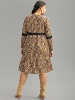 Ditsy Floral Lace Panel Lantern Sleeve Dress 11 Ditsy Floral Lace Panel Lantern Sleeve Dress -Bloomchic Shop 219302969 zh