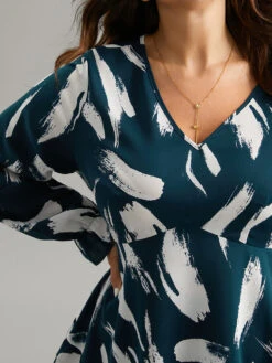 Brush Print Elastic Waist V Neck Ruffles Blouse -Bloomchic Shop 223673192 gs