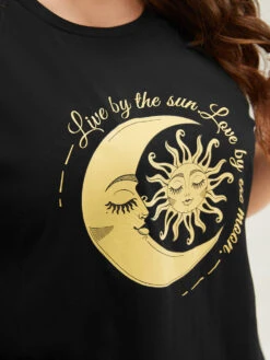 Moon & Letter Print Split Hem T-shirt -Bloomchic Shop 226948874 nr