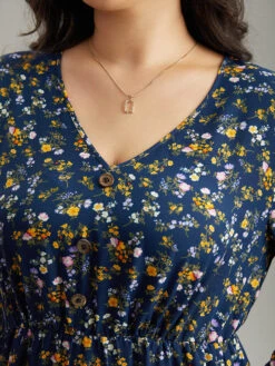 Ditsy Floral Button Detail Ruffles Pocket Dress -Bloomchic Shop 237946538 nq 362ae975 8748 4f72 80e4 614a3ddd561e