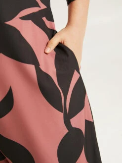 Silhouette Floral Print Zipper Belted Jumpsuit -Bloomchic Shop 241774862 tu