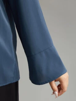 Two Tone Keyhole Bell Sleeve Blouse -Bloomchic Shop 241912778 tq