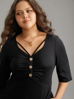 Supersoft Essentials Plain Button Detail Crisscross Pocket Dress -Bloomchic Shop 241983988 rv 2e85851a 8952 4fdf b8cb 61a8b6287081