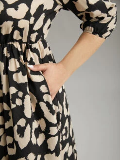 Geometric Mock Neck Elastic Waist Pleated Dress -Bloomchic Shop 275995663 jk aeed7303 1926 4c72 a457 07410f48c084