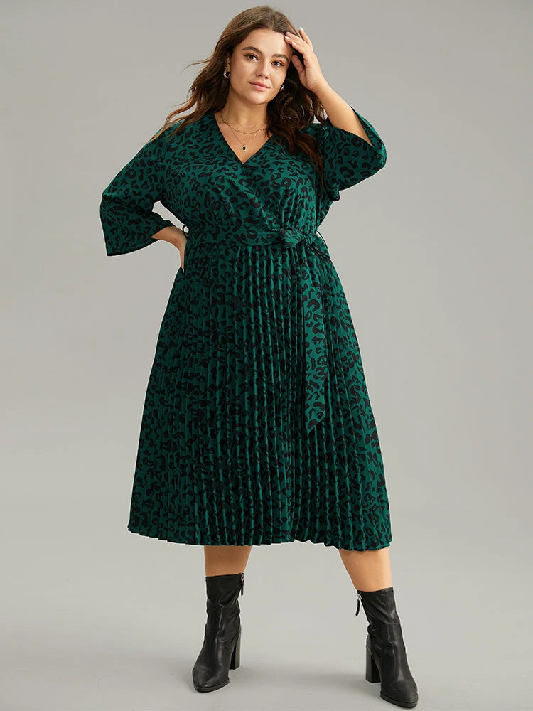 Leopard Wrap Elastic Waist Pleated Belted Dress 4 Leopard Wrap Elastic Waist Pleated Belted Dress - Image 2