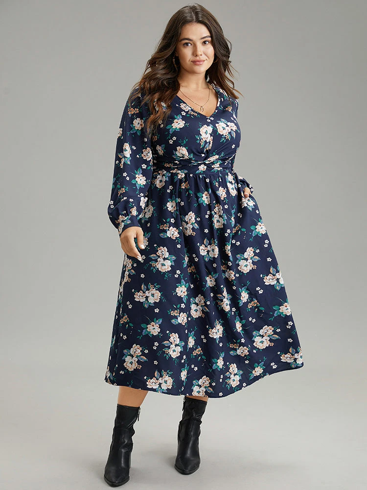 Floral Print Twist Front Pocket Midi Dress 6 Floral Print Twist Front Pocket Midi Dress - Image 4