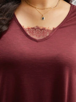 Solid Crochet Lace Mesh Hanky Hem T-shirt -Bloomchic Shop 327903495 vt d17f1a9f a96d 4cfa a9d2 00aeefa3629a