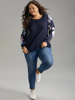 Waffle Knit Floral Patchwork Button Up T-shirt -Bloomchic Shop 339864090 vv