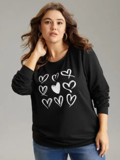 Heart Print Round Neck Sweatshirt