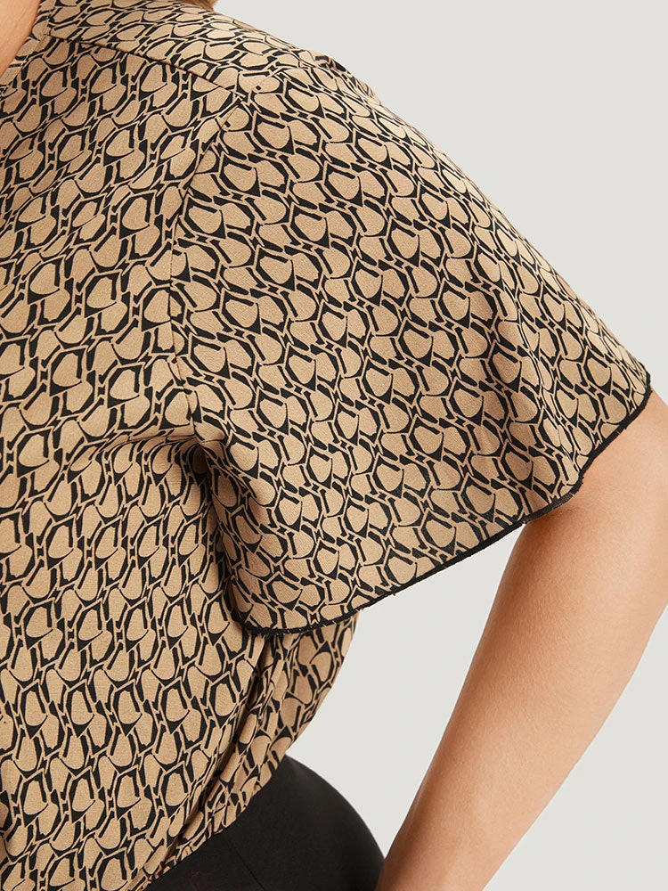 Graphic Print Surplice Neck Ruffle Sleeve Bodysuit 10 Graphic Print Surplice Neck Ruffle Sleeve Bodysuit - Image 8