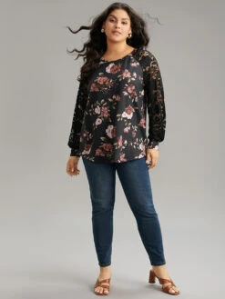 Floral Lace Panel Raglan Sleeve Sweatshirt 13 Floral Lace Panel Raglan Sleeve Sweatshirt -Bloomchic Shop 431065788 al 5432c11d 5c11 457e 9d46 4a5535434d0f