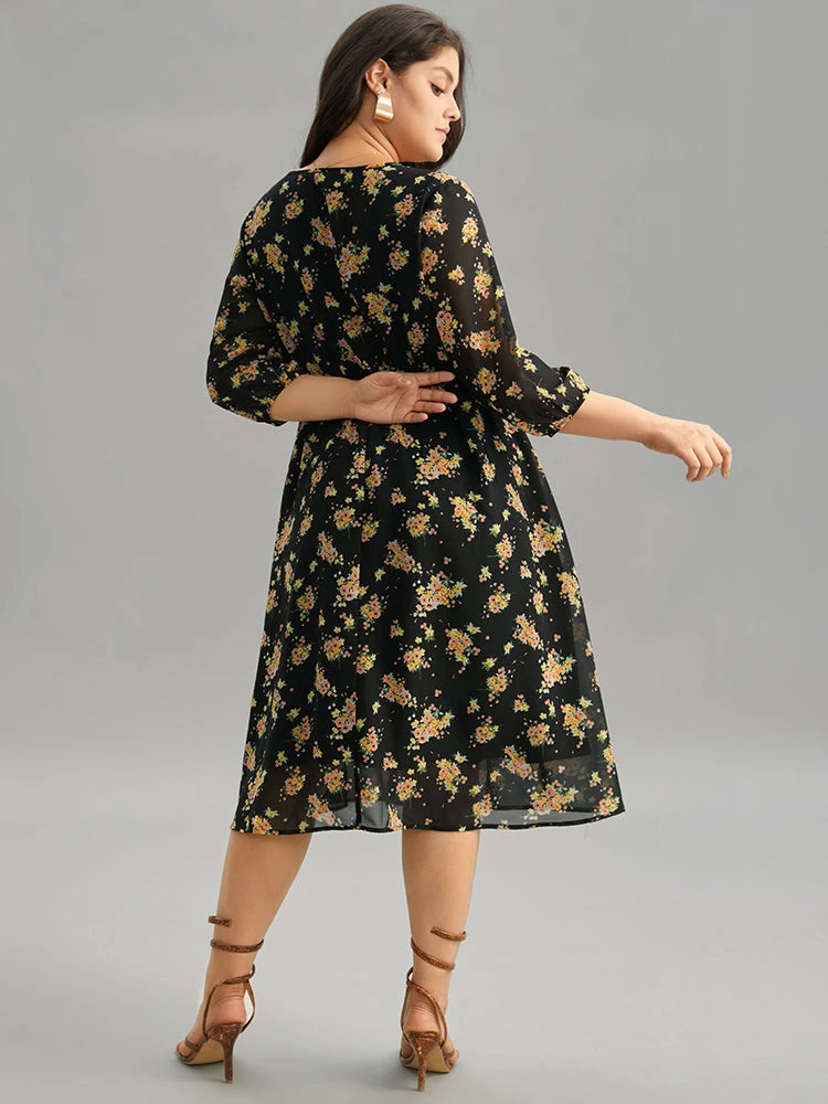 Floral Overlap Collar Pocket Elastic Waist Dress 5 Floral Overlap Collar Pocket Elastic Waist Dress - Image 3