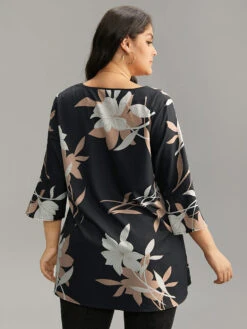 Floral Print Bell Sleeve Asymmetrical Hem Blouse 10 Floral Print Bell Sleeve Asymmetrical Hem Blouse -Bloomchic Shop 460642396 ms e89129ac 5635 4a8f 9e0a cdcea2d874ca