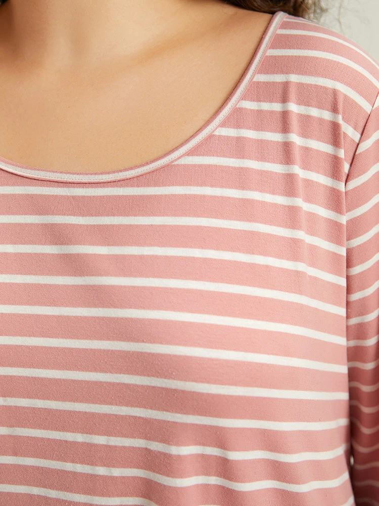 Striped Guipure Lace Crew Neck T-shirt 8 Striped Guipure Lace Crew Neck T-shirt - Image 6