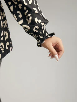 Leopard Print Crossover Ruched Shirred Blouse -Bloomchic Shop 485521552 zq
