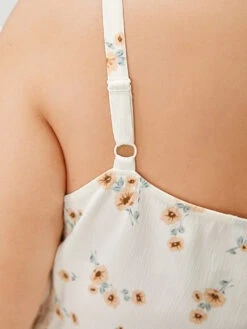 Ditsy Floral Patchwork Flutter Hem Cami Top 20 Ditsy Floral Patchwork Flutter Hem Cami Top -Bloomchic Shop 493641314 zl