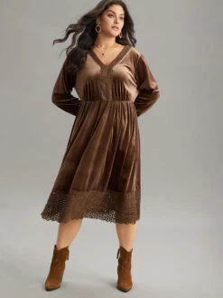 Plain Velvet Elastic Waist Patchwork Lace Dress