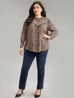 Ditsy Floral Shirred Ruffle Trim Blouse -Bloomchic Shop 513504987 ml