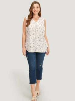 Ditsy Floral Pleated Notched Arc Hem Tank Top -Bloomchic Shop 529476101 nq