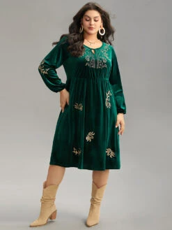 Boho Print Embroidered Velvet Keyhole Dress