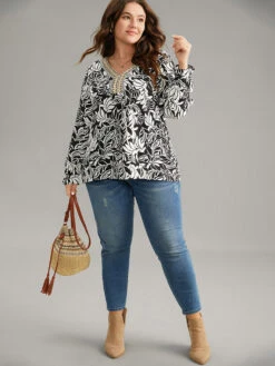 Silhouette Floral Print Contrast Webbing Blouse -Bloomchic Shop 539981195 am