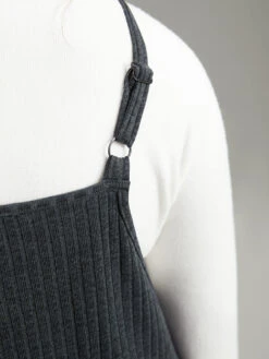 Plain Texture Pocket Adjustable Straps Jumpsuit -Bloomchic Shop 553711150 er