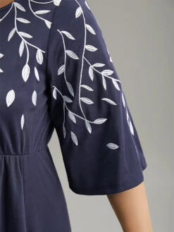 Silhouette Floral Print Embroidered Elastic Waist Dress -Bloomchic Shop 557059658 kf