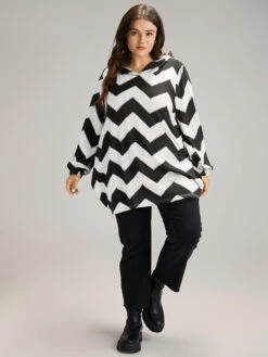 Geo Striped Hooded Elastic Cuffs T-shirt -Bloomchic Shop 566264987 hc 49ce8b78 7ea5 4879 a09d 18dbcde442eb