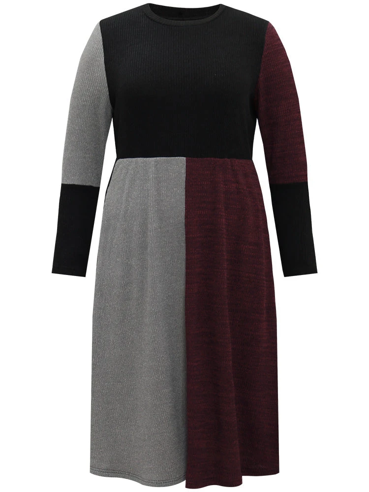 Rib Knit Colorblock Contrast Pocket Dress 9 Rib Knit Colorblock Contrast Pocket Dress - Image 7