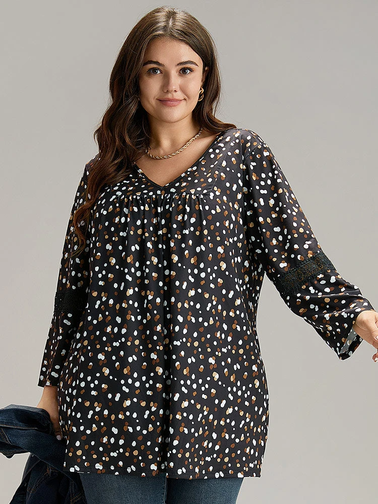 Allover Print Guipure Lace Plicated Detail T-shirt 5 Allover Print Guipure Lace Plicated Detail T-shirt - Image 3