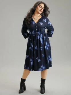 Butterfly Print Notched Elastic Waist Button Detail Dress 13 Butterfly Print Notched Elastic Waist Button Detail Dress -Bloomchic Shop 646959971 rw 39625536 660a 4cfc 9784 2183fd285326