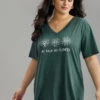 Natural & Letter Graphic V Neck T-shirt -Bloomchic Shop 665489990 km