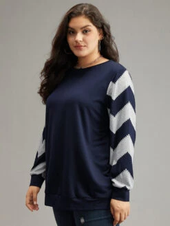 Geometric Patchwork Round Neck Sweatshirt -Bloomchic Shop 677213037 qj e0ae39c8 7a44 405b b7c2 7d21ddd279ba