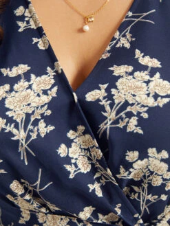 Floral Print Bell Sleeve Pocket Belted Jumpsuit -Bloomchic Shop 683820395 vd