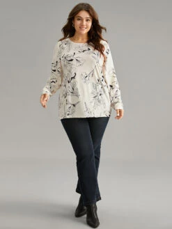 Crew Neck Silhouette Floral Print Basic T-shirt 11 Crew Neck Silhouette Floral Print Basic T-shirt -Bloomchic Shop 724853141 xz