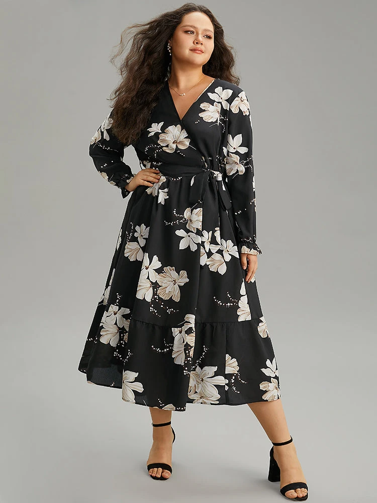 Floral Print Flutter Sleeve Belted Surplice Neck Dress 3 Floral Print Flutter Sleeve Belted Surplice Neck Dress
