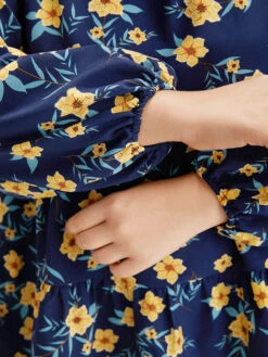 Floral Print Lantern Sleeve Gathered Blouse -Bloomchic Shop 730320142 lg