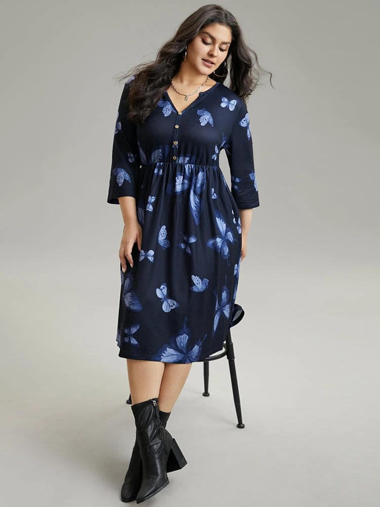 Butterfly Print Notched Elastic Waist Button Detail Dress 4 Butterfly Print Notched Elastic Waist Button Detail Dress - Image 2