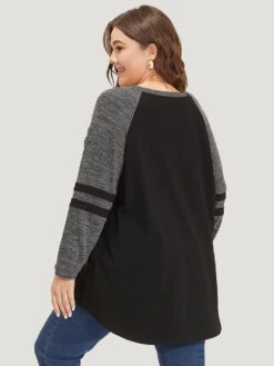 Striped Contrast Pocket Raglan Sleeve High Low Hem Sweatshirt 37 Striped Contrast Pocket Raglan Sleeve High Low Hem Sweatshirt -Bloomchic Shop 788322794 oa ebf243fa f69a 40ac 9600 939cd752cec3