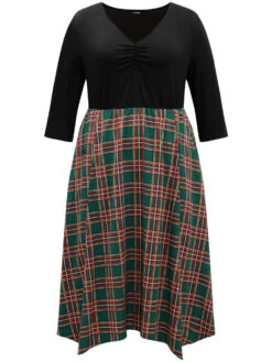 Plaid Contrast Patchwork Ruched Pocket Dress 15 Plaid Contrast Patchwork Ruched Pocket Dress -Bloomchic Shop 796066160 fs 48c8c25c 2efb 4d17 93af 943064756a1f