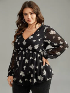 Silhouette Floral Print Gathered Shirred Blouse -Bloomchic Shop 816348776 ut