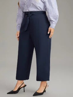 Plain Buckle Detail Bowknot Pocket Pants -Bloomchic Shop 823985858 sc