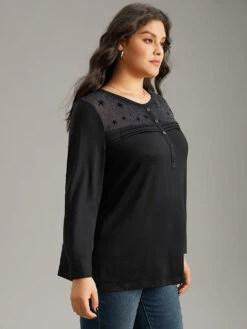Star Mesh Patchwork Button Detail T-shirt -Bloomchic Shop 823993456 wp 269d149f 355b 483f 80f8 c296dca895e3