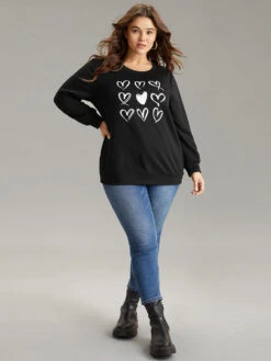 Heart Print Round Neck Sweatshirt -Bloomchic Shop 829523449 ur