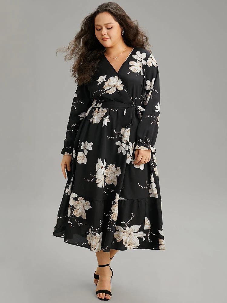 Floral Print Flutter Sleeve Belted Surplice Neck Dress 7 Floral Print Flutter Sleeve Belted Surplice Neck Dress - Image 5